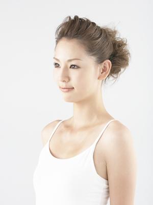 人気のタカラヅカ塩崎クリニック